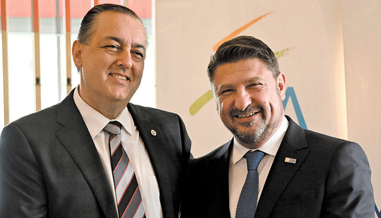 Ξεχωριστή συνάντηση είχε με τον Χαρδαλιά ο πρόεδρος της Παγκρήτιας Ένωσης Αυστραλίας Αντ. Τσουρδαλάκης