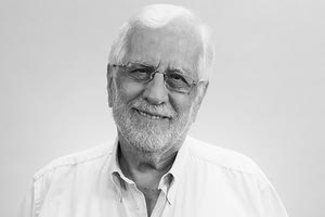 «Η αγάπη για τη δουλειά μας δεν είναι ικανή συνθήκη, είναι όμως σίγουρα αναγκαία για μια ικανοποιητική ζωή», τονίζει στην «Π» ο κ. Στέφανος Τραχανάς