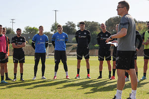 Έπιασε δουλειά στον ΟΦΗ ο Νταμπράουσκας