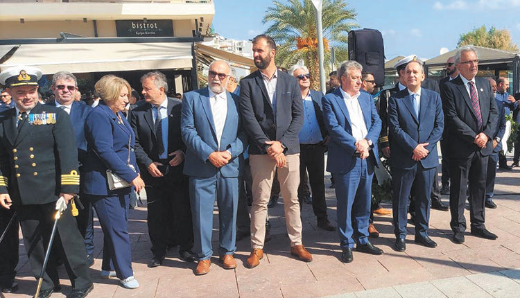 ΚΟΡΥΦΩΘΗΚΑΝ ΟΙ ΕΚΔΗΛΩΣΕΙΣ  ΓΙΑ ΤΗΝ ΕΘΝΙΚΗ ΕΠΕΤΕΙΟ Η Κρήτη γιόρτασε το «ΟΧΙ»