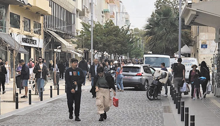 ΧΑΛΙ ΣΤΟ ΚΕΝΤΡΟ ΤΟΥ ΗΡΑΚΛΕΙΟΥ