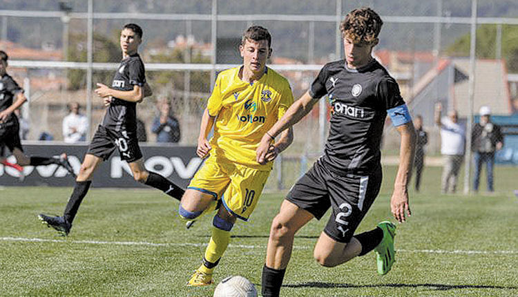 Στιγμιότυπο απο το ματς της Τρίπολης όπου η Κ15 του ΟΦΗ στάθηκε άτυχη