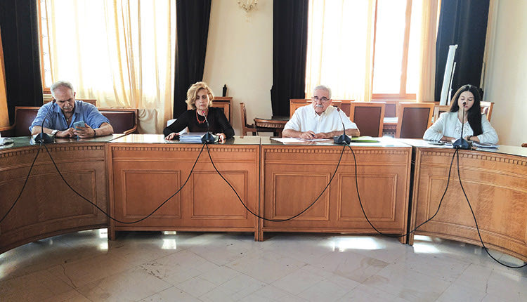 H διαδικασία της κτηματογράφησης ήταν το αντικείμενο της συνάντησης των προέδρων των Κοινοτήτων του Δήμου Ηρακλείου