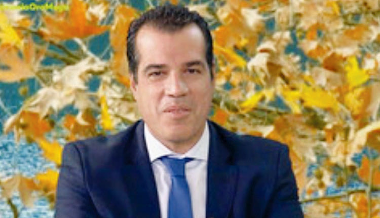 Ο υπουργός Υγείας, Θάνος Πλεύρης