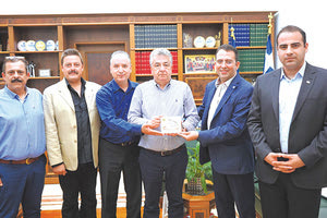 Στην Περιφέρεια οι εκπρόσωποι των στρατιωτικών