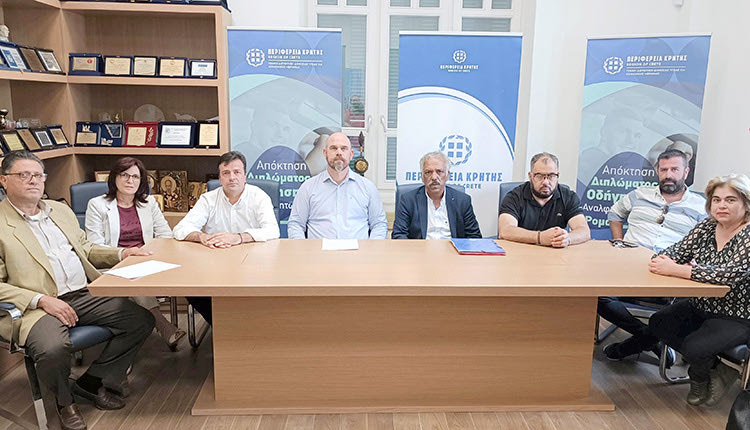 παρουσίαση δράσης για την απόκτηση διπλώματος από αναλφάβητους Ρομά