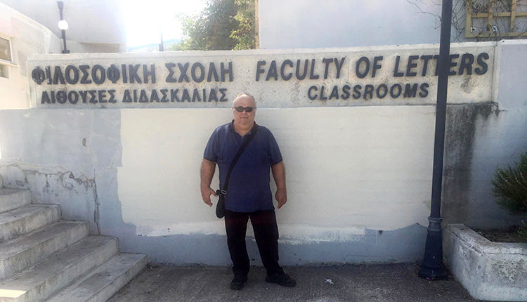 Κώστας Βεργάκης στην «Π»: Από το Εσπερινό Λύκειο πέρασε το 2020 στο Πανεπιστήμιο