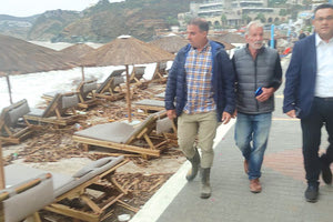 Αυτοψία στον τόπο της καταστροφής από κλιμάκιο του ΚΚΕ