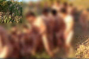 φωτογραφία, με τους 92 γυμνούς και μετανάστες, που ωθήθηκαν στη συνοριακή γραμμή του Έβρου από την Τουρκία