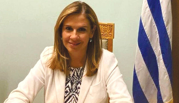 Η υφυπουργός Υγείας, Ζωή Ράπτη