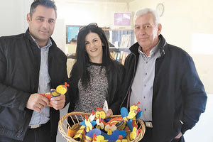 Άργησε λίγο αλλά γίνεται! Η τελετή ονοματοδοσίας δημοτικής οδού προς τιμήν του αείμνηστου "ΜΑΡΚΑΤΑΤΟΥ ΓΕΩΡΓΙΟΥ" (Σκανταλογιώργης, πρώην αντιδήμαρχος-πρόεδρος δομών, δημ. σύμβουλος Δήμου Γαζίου-Μαλεβιζίου)