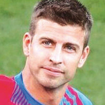 «Κόβει» τη μπάλα ο Πικέ