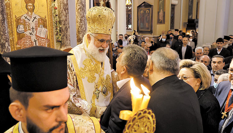 Ακούστηκε μεταξύ σοβαρού και αστείου, αλλά έχει… ιστορική βάση! Ο νέος επίσκοπος Μεθόδιος και ο περιφερειάρχης Κρήτης Σταύρος Αρναουτάκης θα μπορούν να λέγονται… συγχωριανοί, αφού κατα την εκκλησιαστική παράδοση η Επισκοπή Κνωσού είχε άμεση σύνδεση με τις Αρχάνες, που ήταν περίπου ως έδρα αλλά και τόπος γέννησης επισκόπων