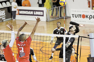 Φάση από το χθεσινό νικηφόρο παιχνίδι του ΟΦΗ