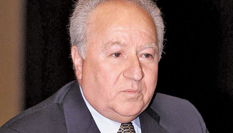 Βασίλης Παπαζάχος