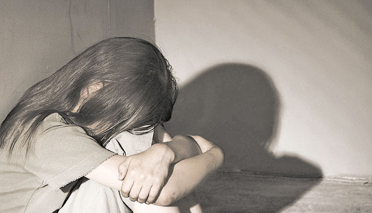 Σε δίκη ο θείος και ανάδοχος για ασελγείς πράξεις σε 11χρονη