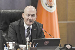 Ανεβάζει τους τόνους ο Τούρκος υπουργός Εσωτερικών Σουλεϊμάν Σοϊλού