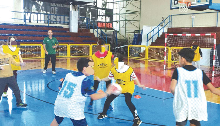 Το Ζάννειο έπαιξε χάντμπολ στο “Λίντο”