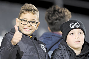 ΜΑΖΙ ΜΕ ΑΛΛΕΣ ΕΠΤΑ ΟΜΑΔΕΣ Σε απολογία ο ΟΦΗ