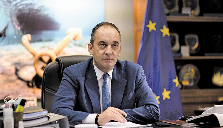 πλακιωτακης