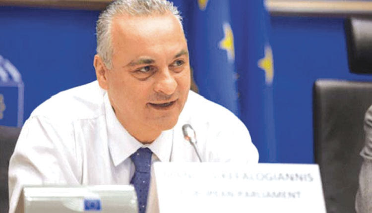 Ο Μανώλης Κεφαλογιάννης