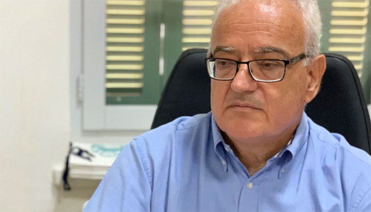 ο γιατρός Λάμπρος Βαμβακάς
