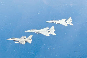 Μαζί επιχειρούν τα ελληνικά F – 16 και τα F – 15 της Σαουδικής Αραβίας.