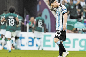 Aπογοήτευση για Αργεντινή και Μέσι στην πρεμιέρα