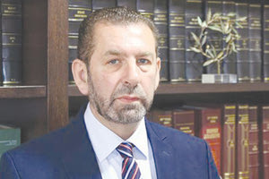 Ο Γιώργος Στειακάκης