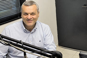 ο Χάρης Μαμουλάκης