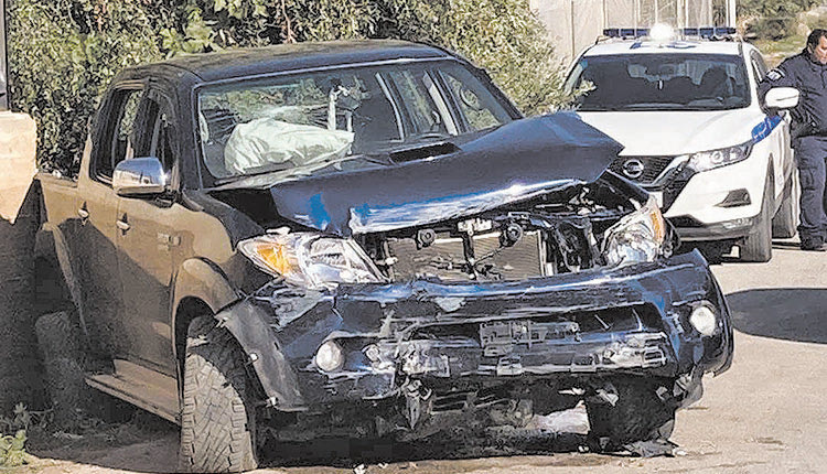 Αγροτικό τράκαρε έξω από το σχολείο ΕΠΑΛ Μοιρών