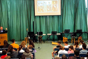 Ο Γιάννης Χαραλαμπίδης στο Παγκρήτιο Εκπαιδευτήριο για την Ημέρα Γραμμάτων και Τεχνών