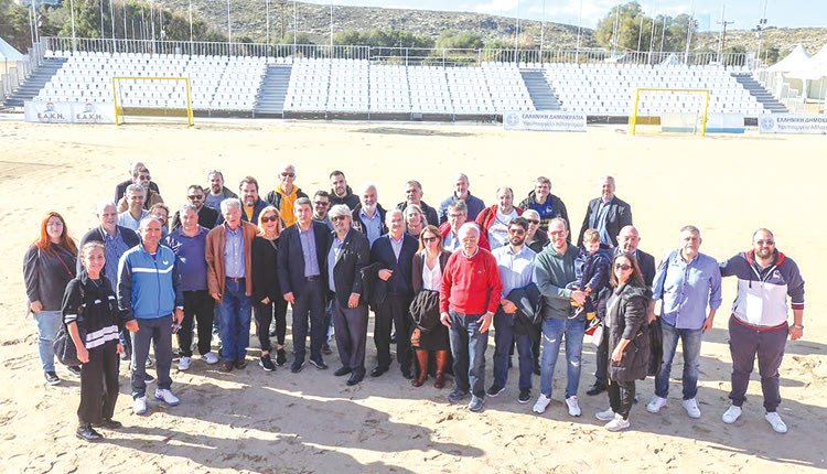 Αθλητικοί συντάκτες Ελλάδας και Κύπρου ξεναγήθηκαν απο τον κ. Αυγενάκη  στις αθλητικές εγκαταστάσεις του Καρτερού