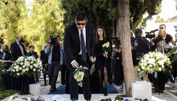 κηδεια γεννηματα φωφη