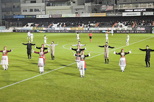 Με παραδοσιακούς χορούς υποδέχτηκε ο ΟΦΗ την Άντερλεχτ