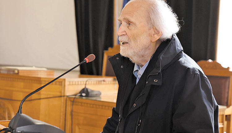 Ο Γιάννης Μαρκόπουλος δεν έκρυψε τη συγκίνησή του