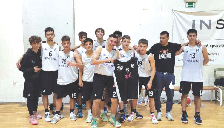 Άτυχος στάθηκε ο νεαρός μπασκετμπολίστας του ΟΦΗ Γιάννης Βλάχος που επιλέχθηκε μεν στην αποστολή της Μικτής Νήσων για το πρωτάθλημα Ενώσεων που διοργάνωσε η ΕΟΚ, ωστόσο δε μπόρεσε να μεταβεί στην Αθήνα λόγω αδιαθεσίας