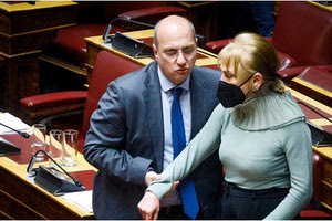 Για το προχθεσινό περιστατικό έντασης στη Βουλή ανάμεσα στον βουλευτή του ΣΥΡΙΖΑ Λευτέρη Αβραμάκη και τη βουλευτή της Νέας Δημοκρατίας Φωτεινή Πιπιλή μίλησαν στον ραδιοφωνικό σταθμό της Θεσσαλονίκης Status 107,7 οι «πρωταγωνιστές» του επεισοδίου.