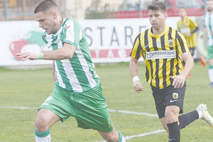 Φάση από το παιχνίδι του Γιούχτα με τον Φωστήρα