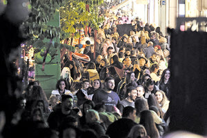 ΤΙ ΠΕΡΙΜΕΝΟΥΝ ΟΙ ΕΜΠΟΡΟΙ ΤΙΣ ΓΙΟΡΤΕΣ ΧΡΙΣΤΟΥΓΕΝΝΑ ΚΑΙ ΠΡΩΤΟΧΡΟΝΙΑ Γιορτές και πεζόδρομοι... ζεσταίνουν την αγορά