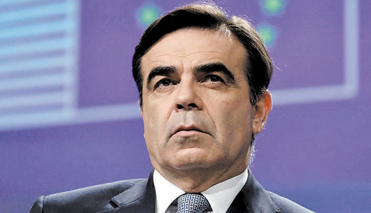 μαργαριτης σχοινας
