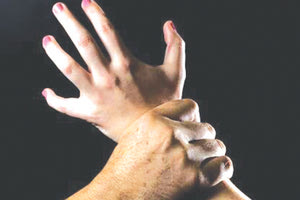 Ο 32χρονος αναζητείται από τις Αρχές