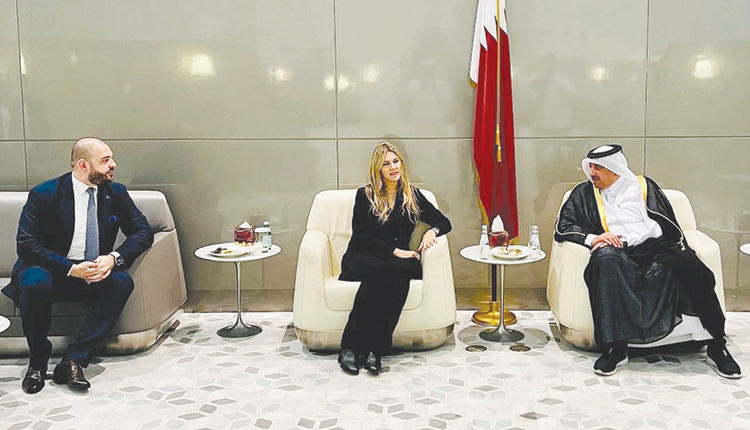Πολιτικές αναταράξεις από την υπόθεση QatarGate.