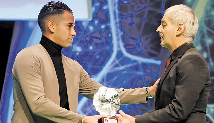 Τιμή για την Ελλάδα να έχει παίκτες όπως ο Αραούχο