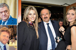 Σε κατηγορηματική διάψευση των δημοσιευμάτων που έφεραν την Εύα Καϊλή να έχει κάνει καταθέσεις ύψους 20 εκατομμυρίων ευρώ σε τράπεζες του Παναμά, προχώρησε ο δικηγόρος της οικογένειάς της.