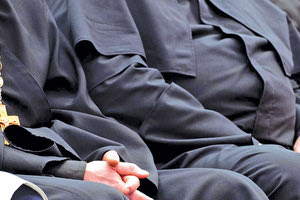 Βγαίνει η απόφαση για τους ιερείς