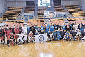 Οι συμμετέχοντες στο τουρνουά που έγινε για ενίσχυση του ΑΣΚΑ Ηράκλειο