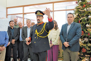 Η φιλαρμονική του δήμου, η μπάντα της ΣΕΑΠ, το Λύκειο των Ελληνίδων κ. α. έψαλαν τα κάλαντα και απήγγειλα χριστουγεννιάτικα τραγούδια. 