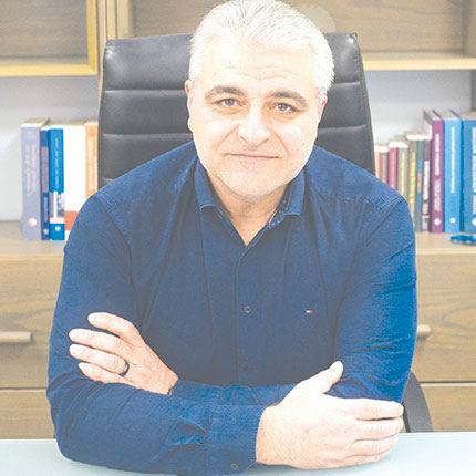 Ο δρ. Ν. Ταβερναράκης