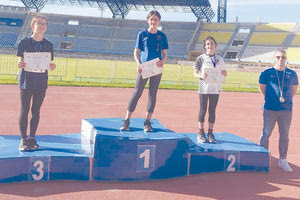 Στιγμιότυπο από τις απονομές των αναπτυξιακών αγώνων